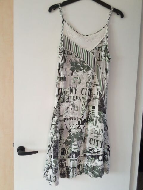 robe �t� 40 8 Marseille 15 (13)