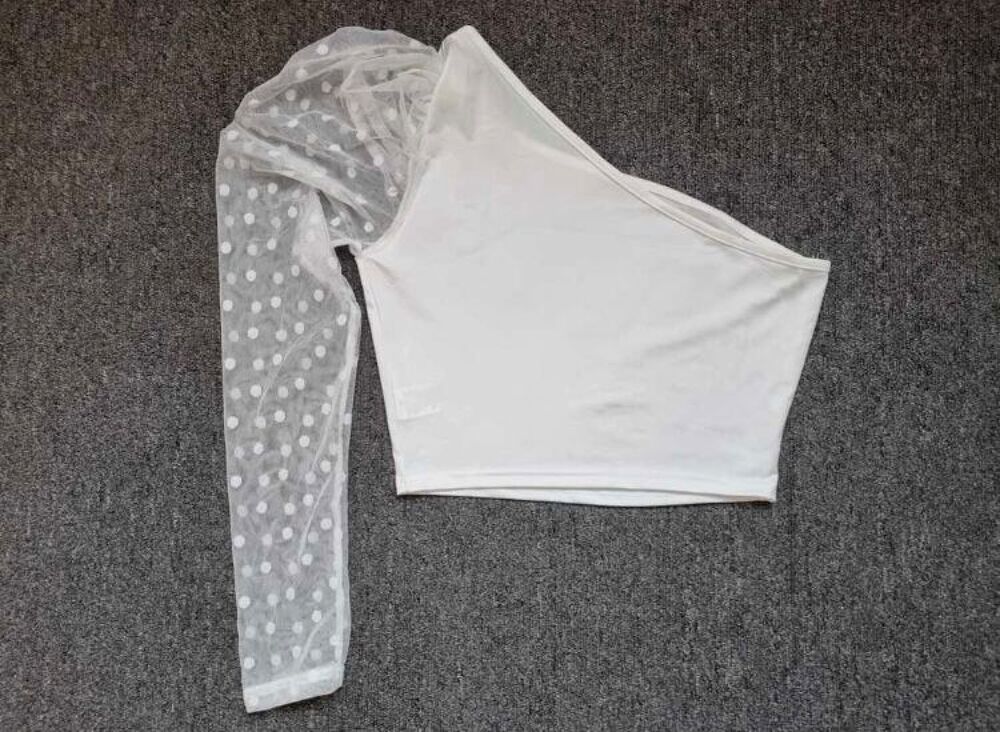HAUT ASYM&Eacute;TRIQUE BLANC Vêtements
