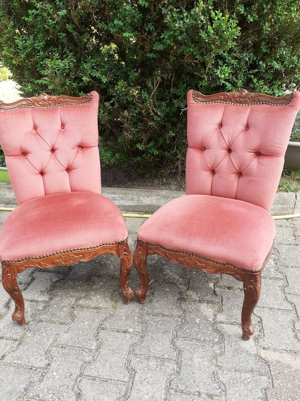 2 chaises basses de style Meubles
