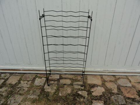 casier � bouteille 15 Villers-Cotter�ts (02)