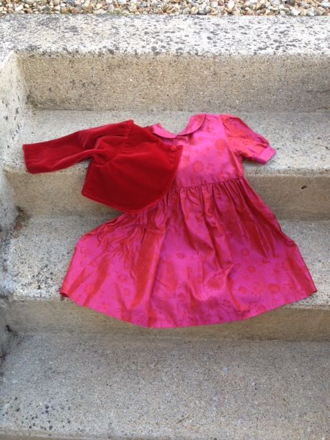 2 ANS - ROBE - FILLE
4 Louveciennes (78)