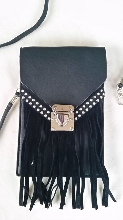 Pochette noire cloute 
0 Hem (59)