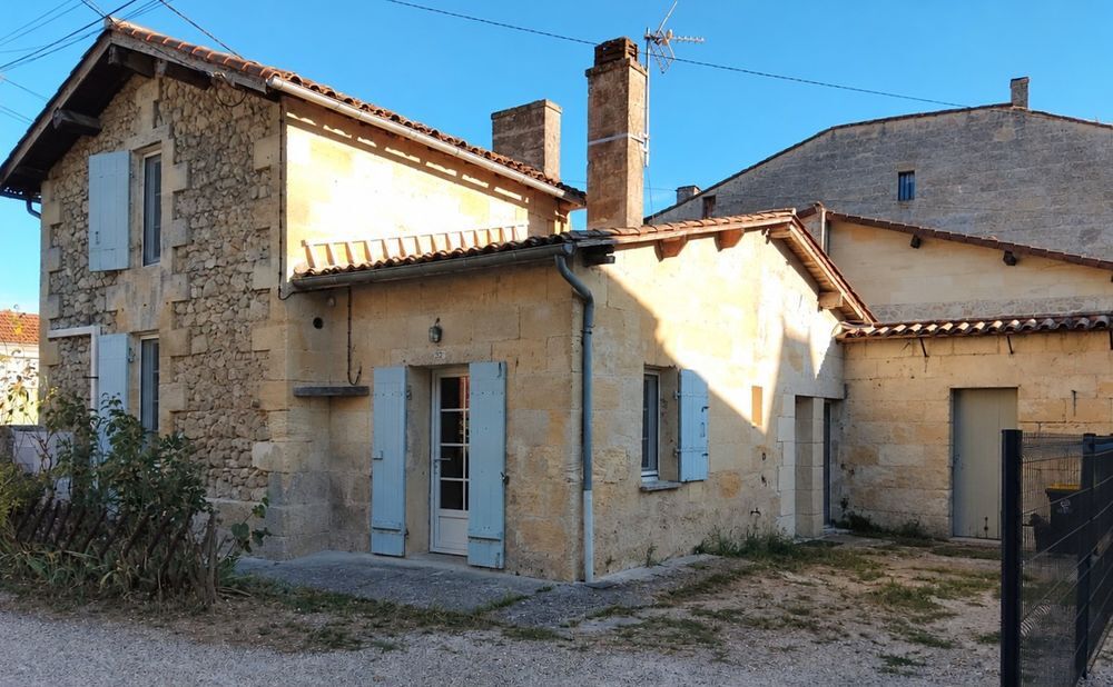 Vente Maison Maison en pierre - 3 chambres - Izon - 240 000 € Izon
