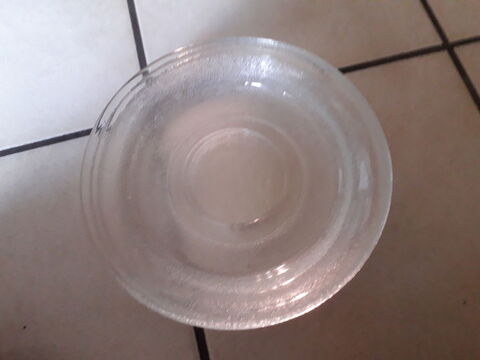 SOUCOUPES TRANSPARANTE 6 PIECES. 5 Fr�vent (62)