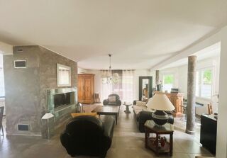  Maison � vendre 11 pi�ces 260 m�