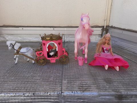 Calche, barbie et cheval 3 Roanne (42)