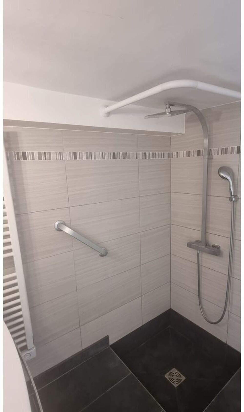 Location Duplex/Triplex Appartement meubl de 49m2  Versailles Versailles