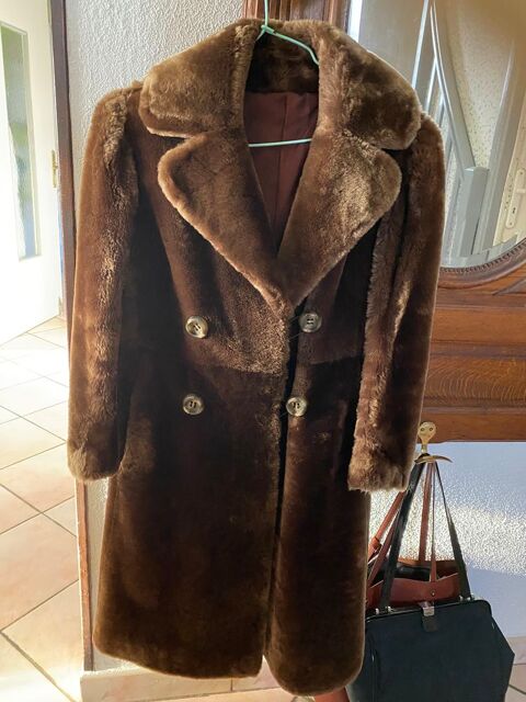 Manteau marron fourrure  T38/40 50 La Mulati�re (69)