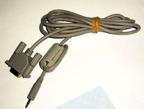 cable de raccordement multipolaire VGA 9 broches / jack 2,5 5 Versailles (78)