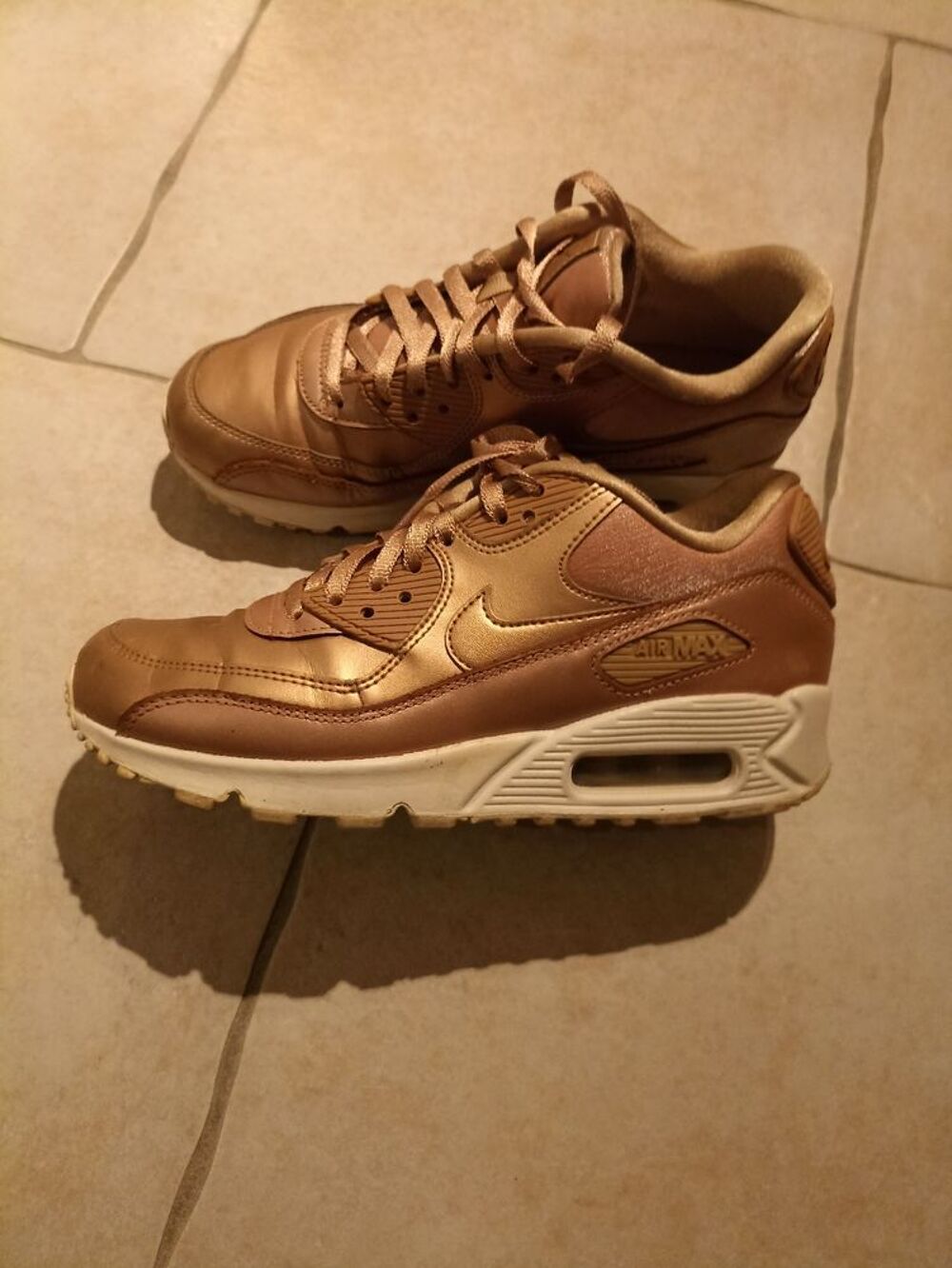 Basket air max taille 36,5 Chaussures enfants