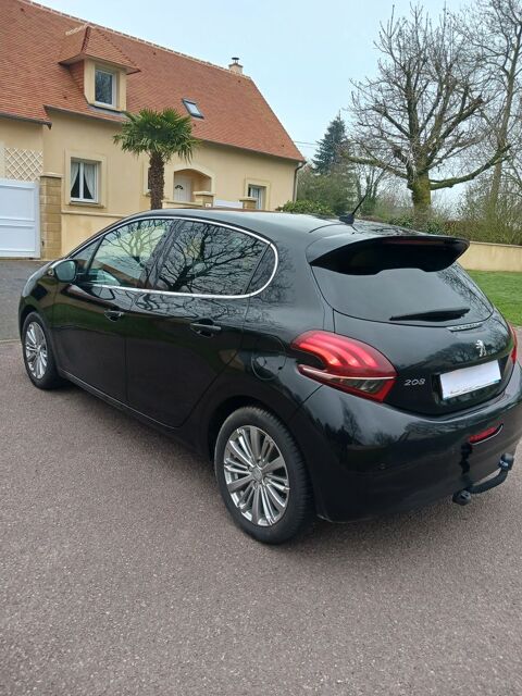 Peugeot 208 1.2 PureTech 82ch BVM5 Allure
