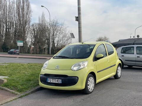 Citroën C1 1.0 68 PACK 5P Caractéristiques CITROEN 1.0 68 PACK 5P 2005 occasion Créteil 94000