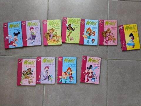 11 livres bibliothque rose winx tomes 4 5 7 9 10 11 12 14 1 15 Aurillac (15)