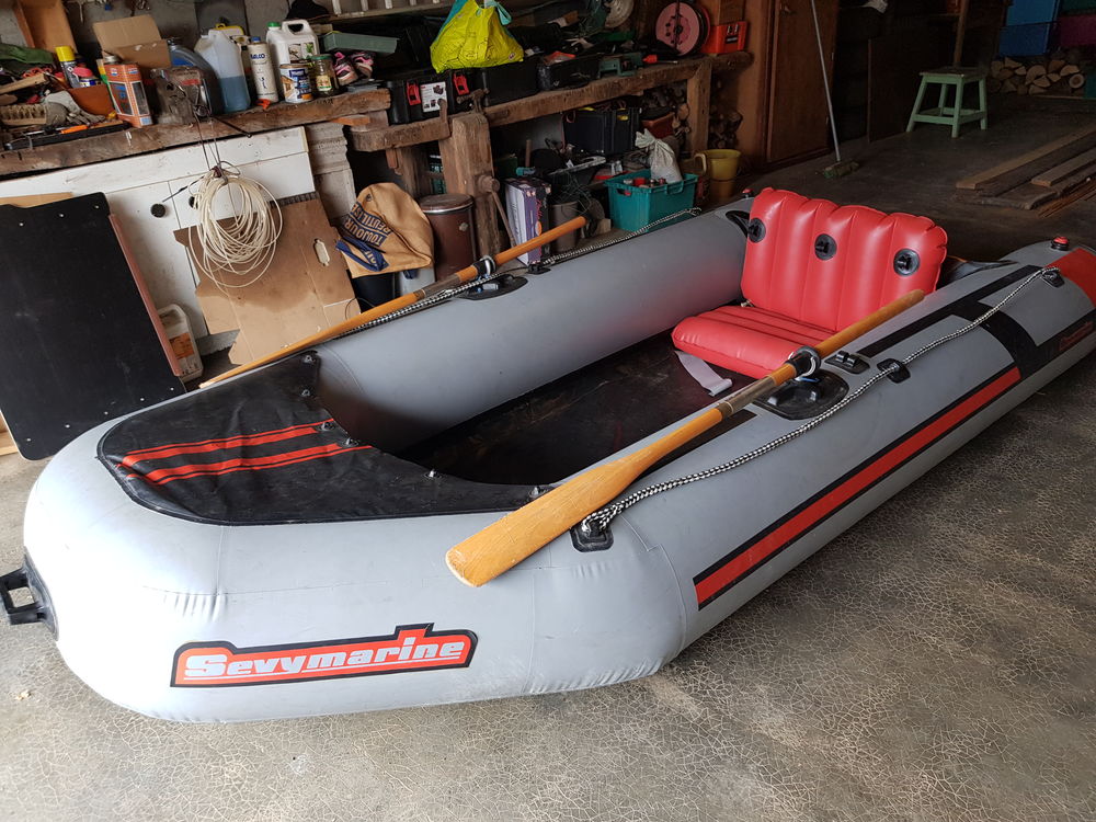Bateau pneumatique Sports