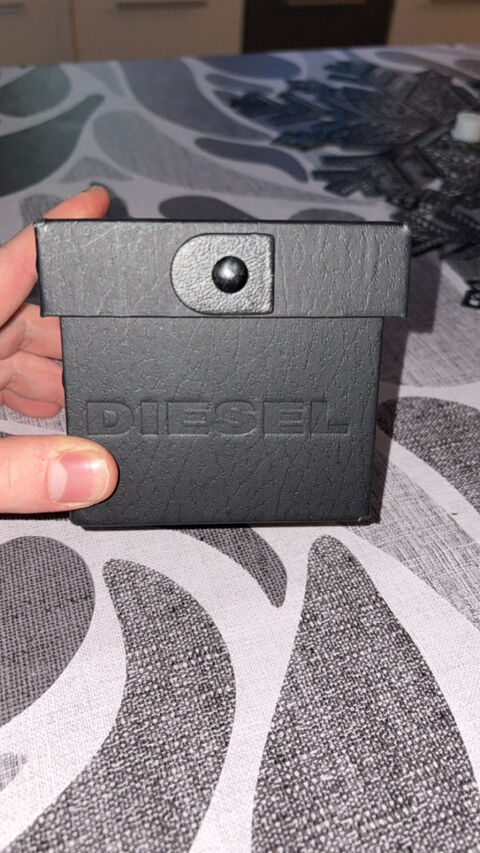 Montre DIESEL 3 bar or 400 Puttelange-aux-Lacs (57)