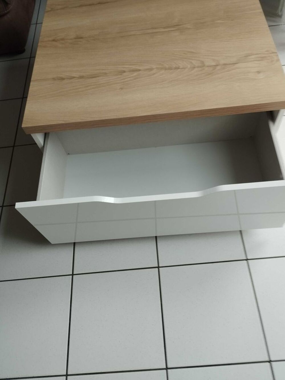 table basse carr&eacute;e avec 1 tiroir Meubles