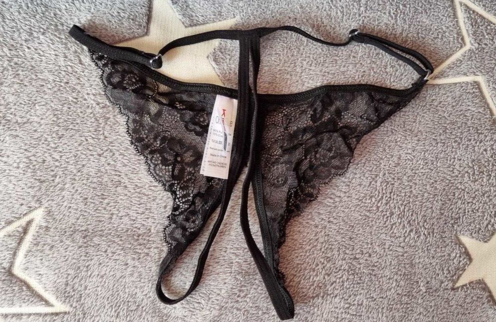 String papillon ouvert en bas . TU Vêtements