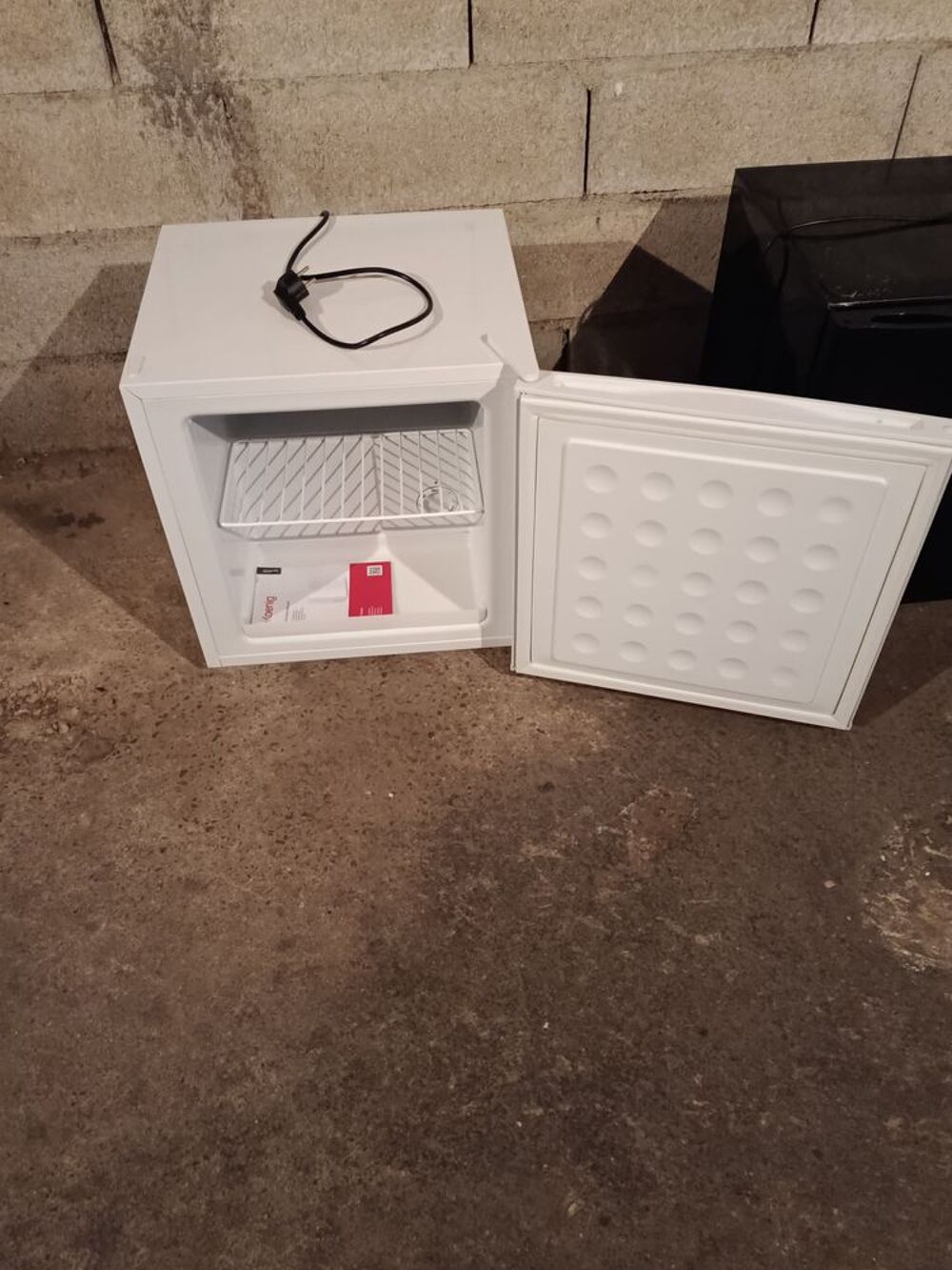 Cong&eacute;lateur en l'&eacute;tat mottant 100 € Electroménager