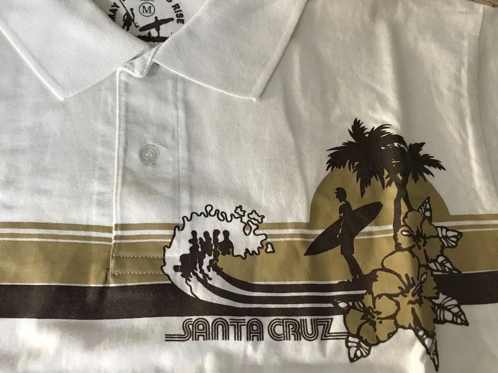POLO BLANC dessins SURFEUR TAILLE M Vêtements