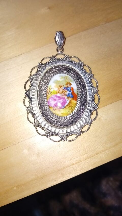 Mdaillon ancien 150 Nmes (30)