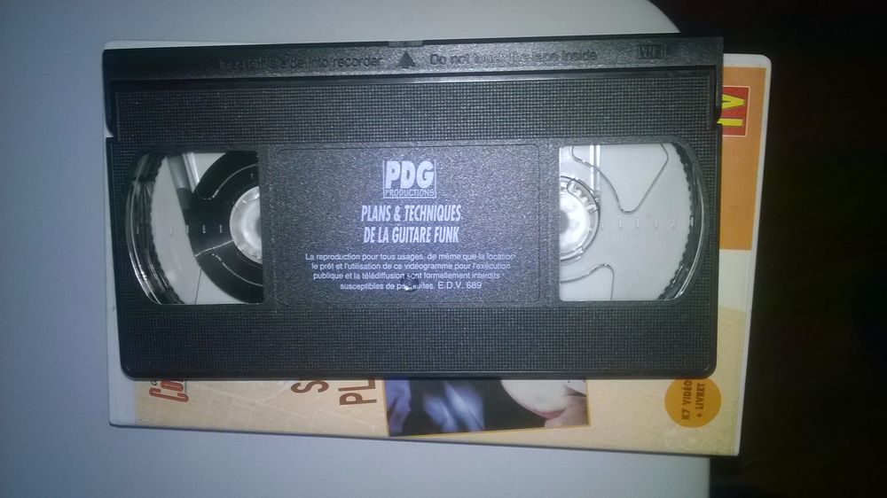 Cassette vhs pour la technique de la guitare fu Instruments de musique