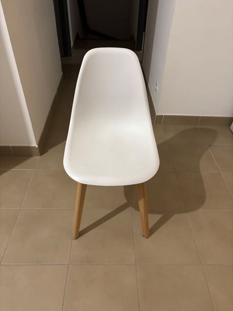 Lot de 4 chaises 80 Crespin (59)