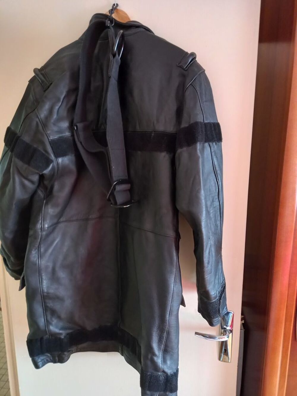 Veste cuir noire de travail , sapeur pompier tr&egrave;s solide Vêtements