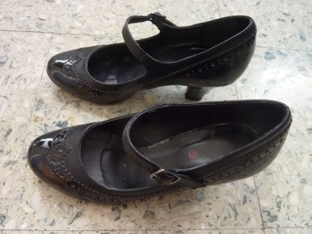 Escarpins &agrave; brides Chaussures