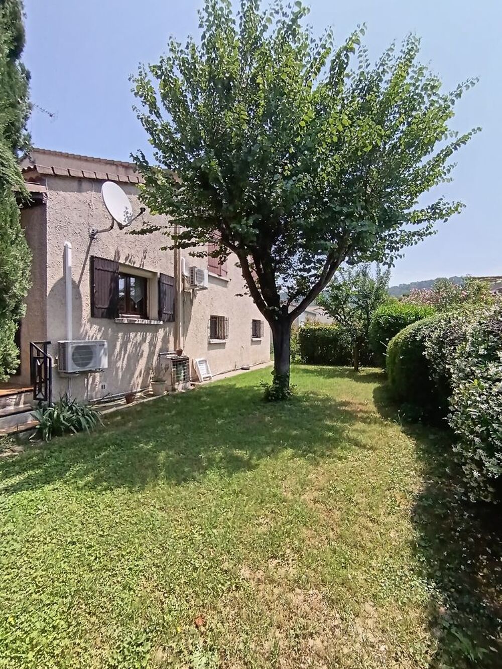 Vente Maison MAISON FAMILIALE 155 M2 - 4 CHAMBRES - TERRAIN ARBORE 570 m2 Bagnols-sur-cèze