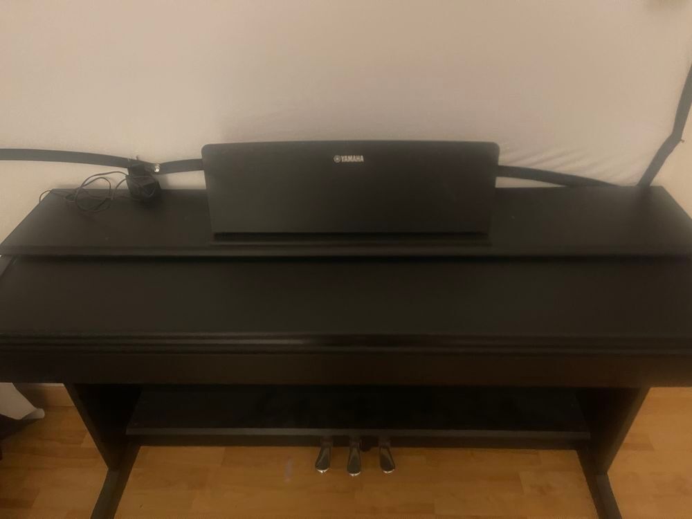 Piano yamaha Instruments de musique