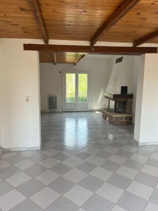Location Duplex/Triplex Appartement type F4 . très  Belles prestations. La tour-sur-orb