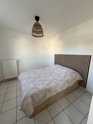  Appartement à louer 1 pièce 30 m²
