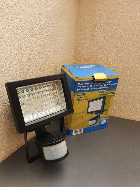 LED -�CLAIRAGE 2 D�TECTION 2 MOUVEMENT -PR�SENCE 16 Blanzat (63)
