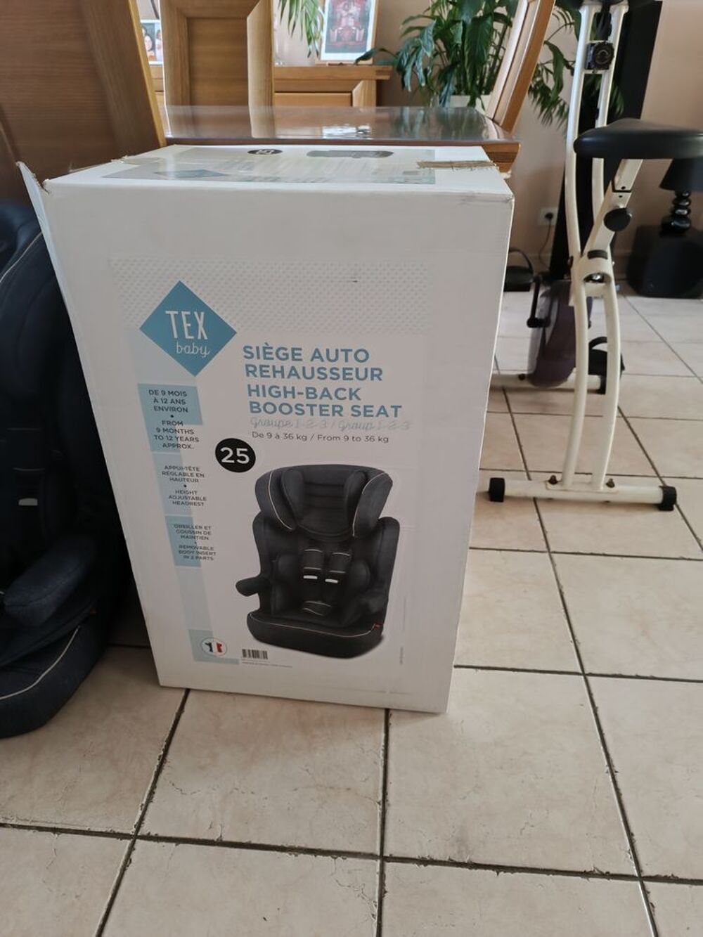 Si&egrave;ge auto Tex gris tr&egrave;s bon etat Puériculture