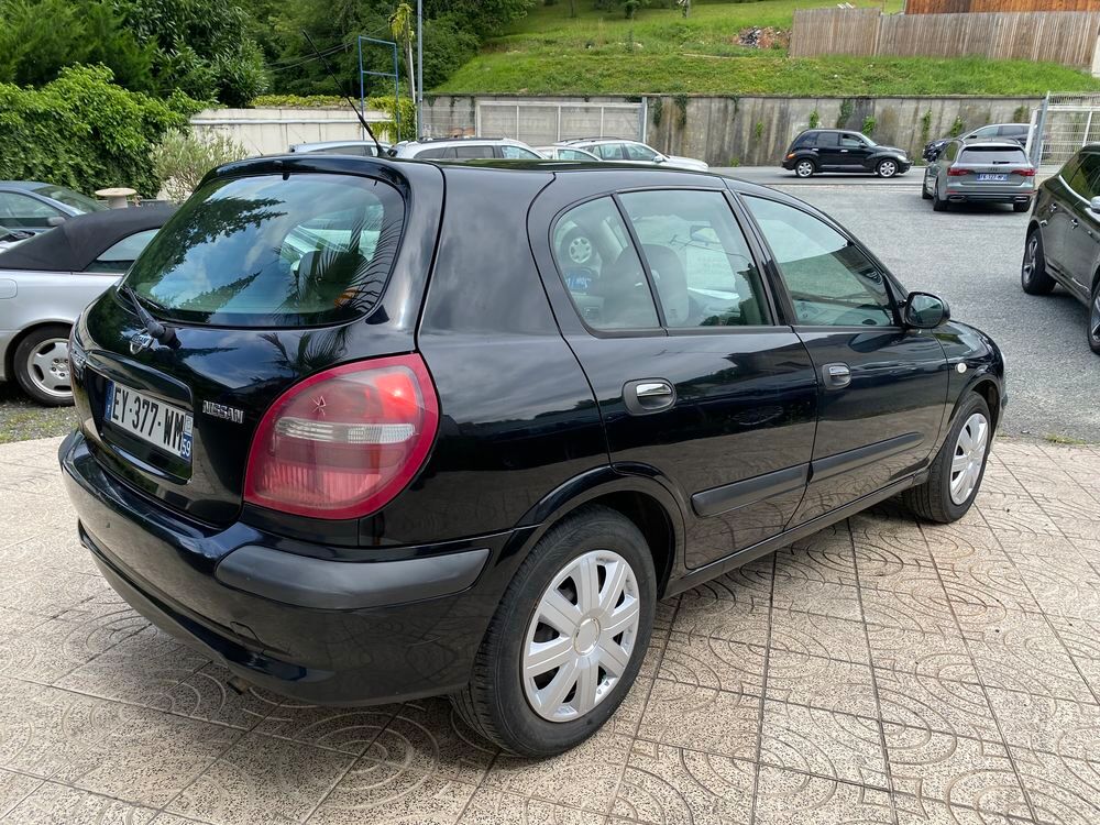 Almera 1.5i Confort 2000 occasion 24750 Tr&eacute;lissac