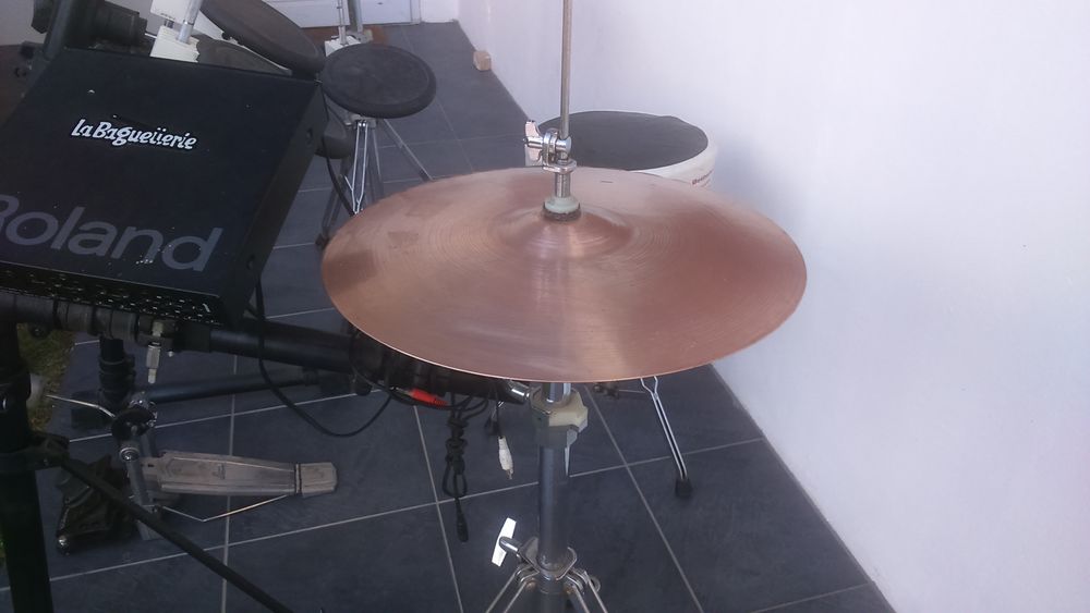 A vendre cymbales charleston PAISTE 2002 sound edge 14 Instruments de musique