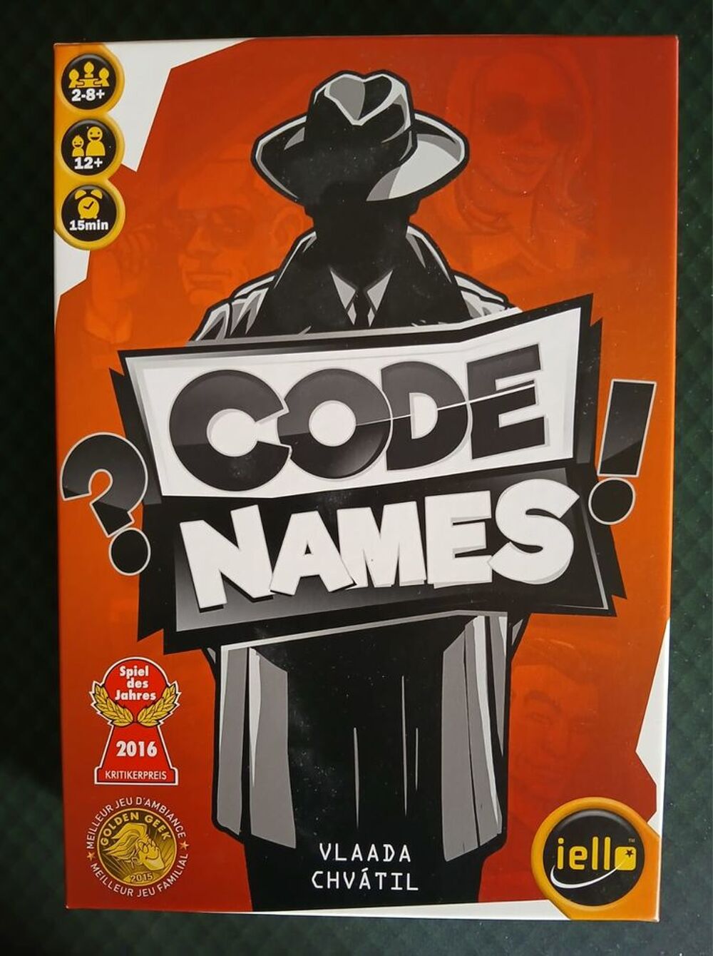 JEUX DE SOCI&Eacute;T&Eacute; QUASI NEUFS Jeux / jouets