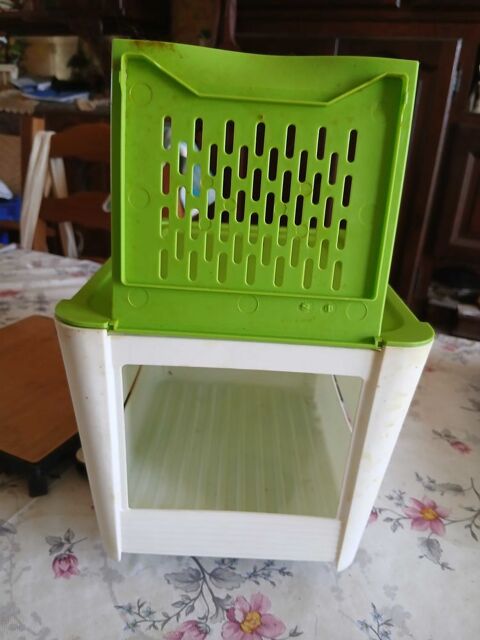 sa repr�sente  une bo�te de pommes terres 20 Selles-sur-Cher (41)