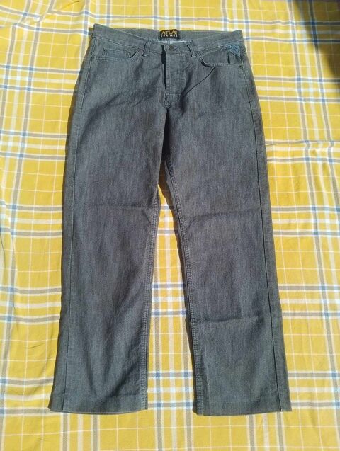 Jean's pour Homme en Taille 42 (FR) : Marque Atlas For Men 17 La Fert-Alais (91)
