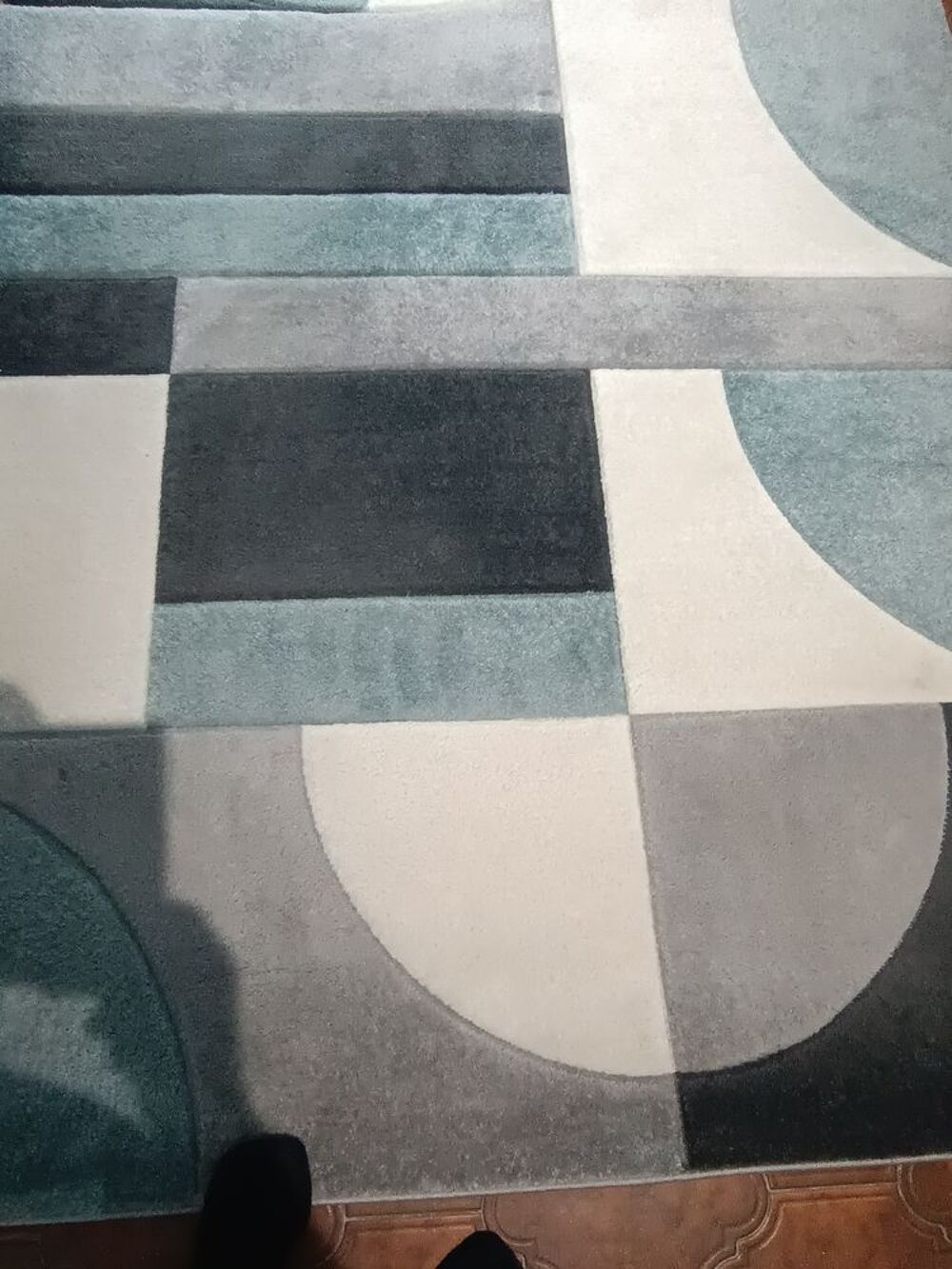 TAPIS DE SOL SANS ACCROS ET SANS TACHES Décoration