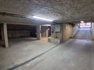  Parking / Garage à vendre 21 m² Pantin