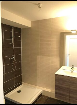  Appartement � louer 4 pi�ces 89 m�