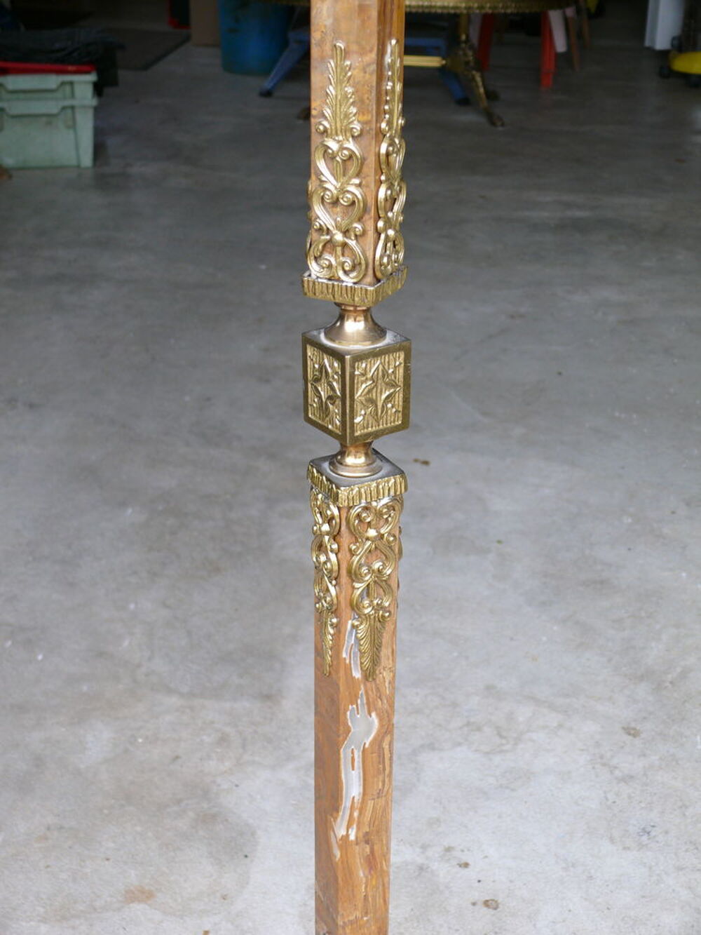 lampadaire avec colonne en marbre Décoration