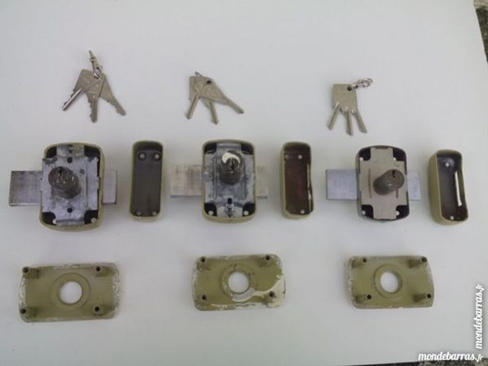 Verrous &agrave; cylindres de 40-45 mm de marque VACHETTE Bricolage