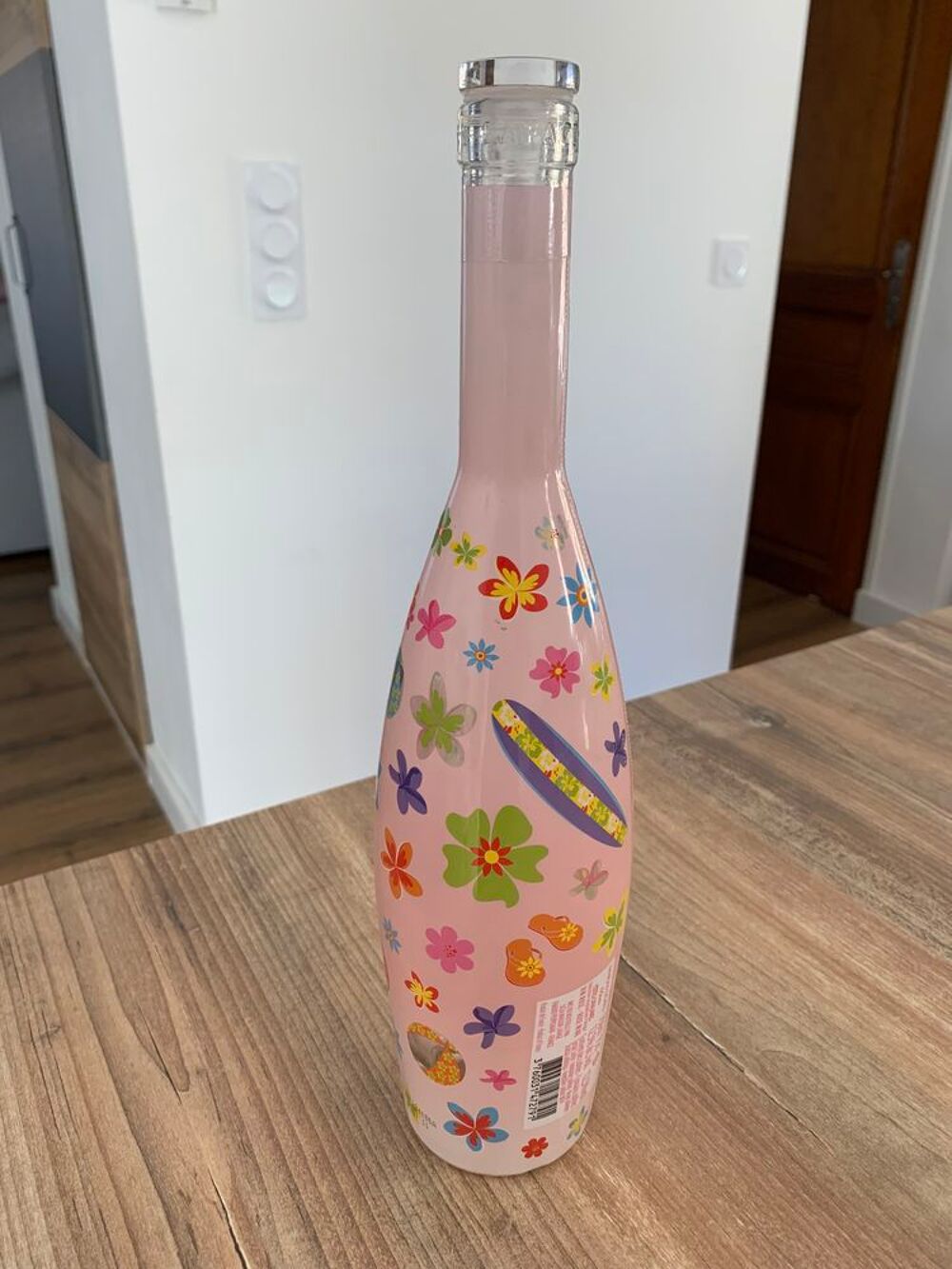 Bouteille d&eacute;corative motif fleurs " Vin Lafag Décoration