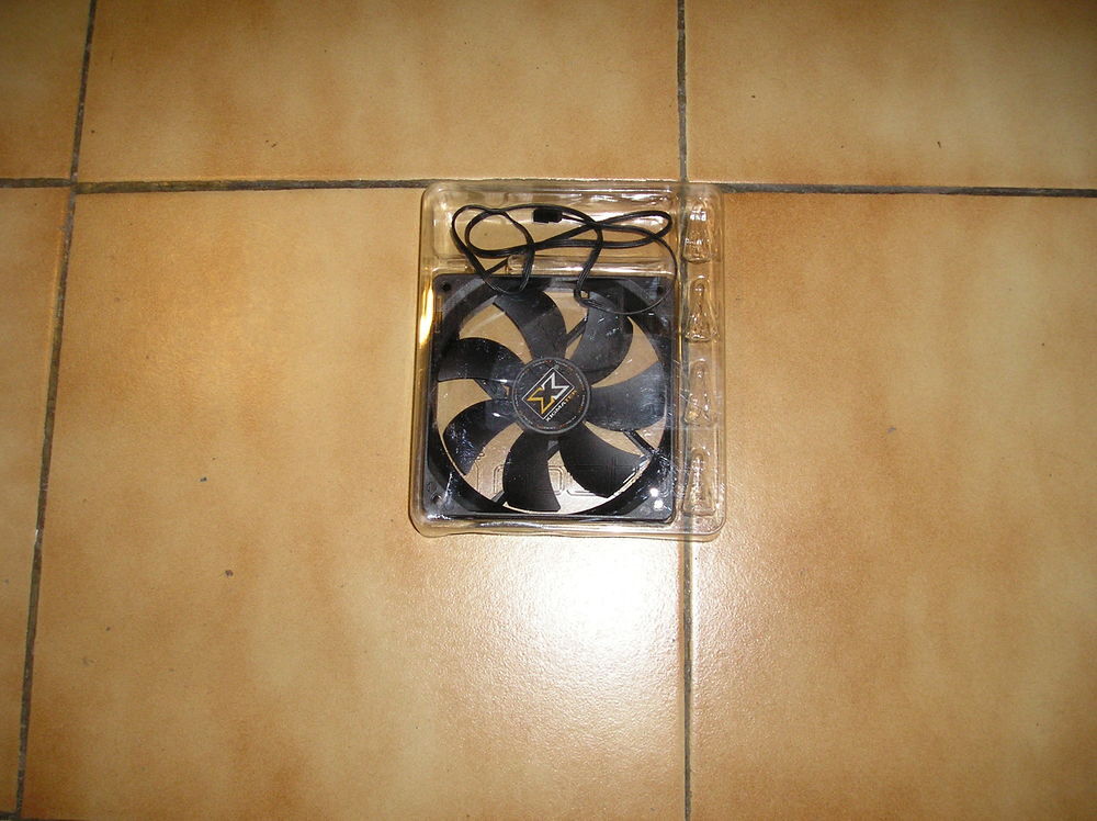 ventilateur de boitier XIGMATEK 12 cm x 12 cm - 1202512L Matriel informatique
