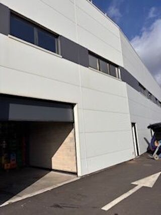  Atelier � louer 6 pi�ces 373 m�