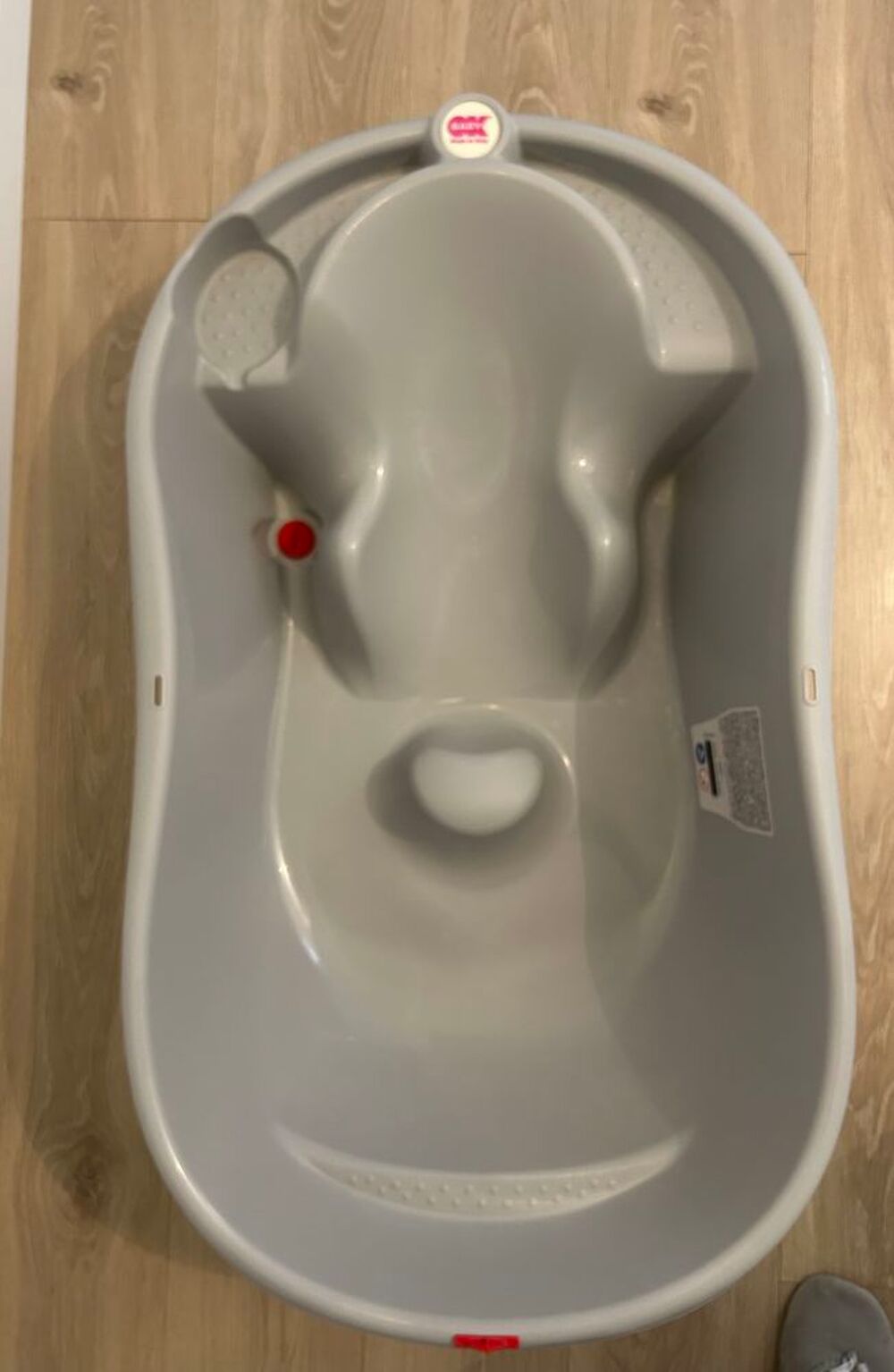 Baignoire b&eacute;b&eacute; OKBABY avec support m&eacute;tal Puriculture
