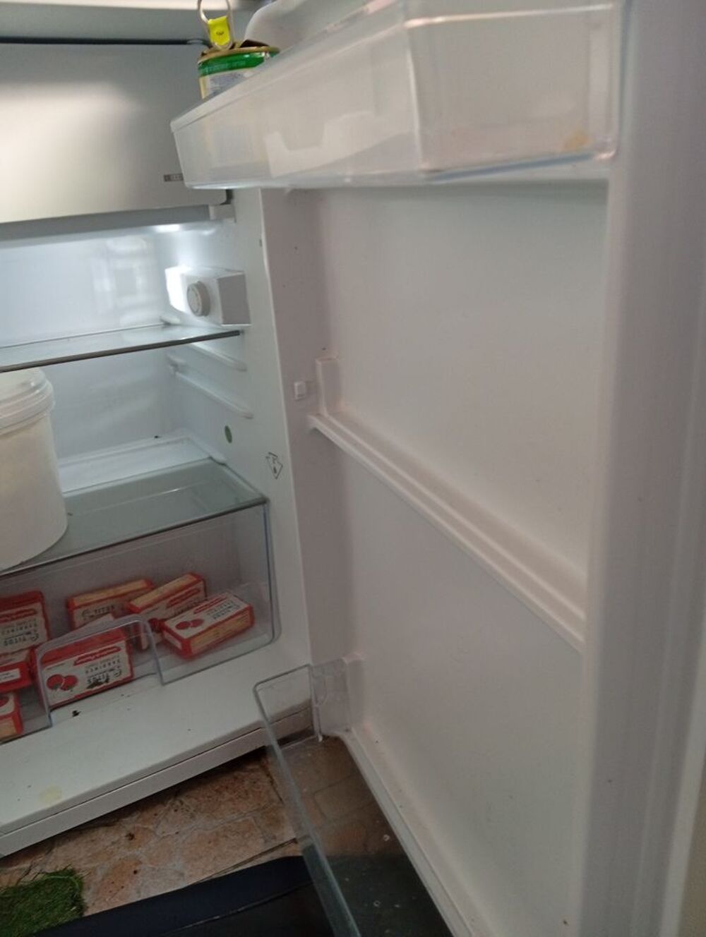 Petit r&eacute;frig&eacute;rateur B Electrom�nager