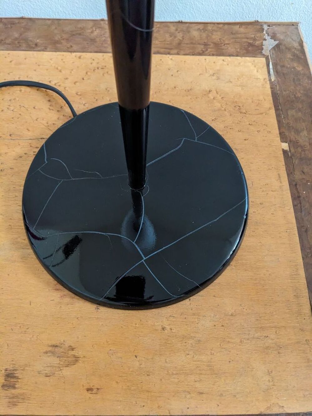 Lampe art d&eacute;co MAZDA LITA en acier LAQU&Eacute; NOIRE craquel&eacute; &eacute;cai Décoration